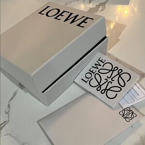 Loewe White Box with Logo